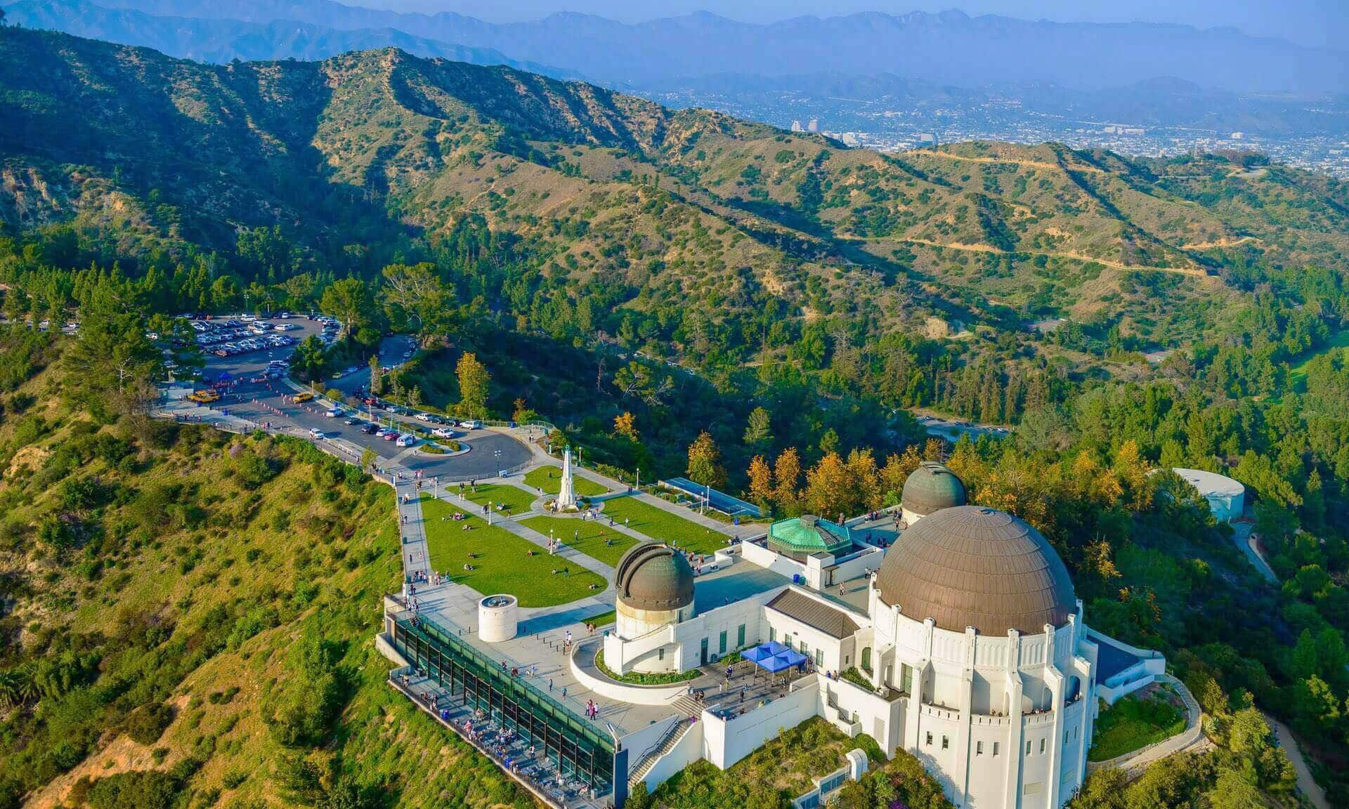 Hiking Up to the Griffith Park